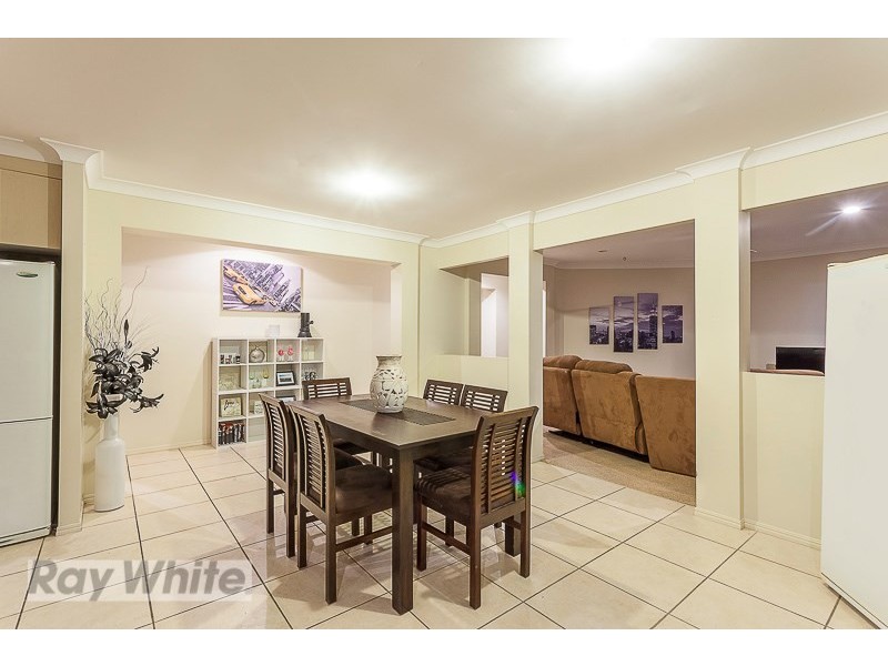 4 Timkelnik Crescent, Victoria Point QLD 4165