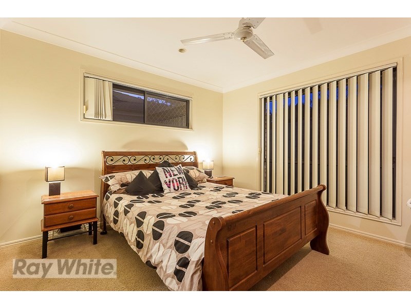 4 Timkelnik Crescent, Victoria Point QLD 4165