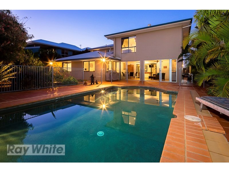 4 Wilohurst Drive, Redland Bay QLD 4165