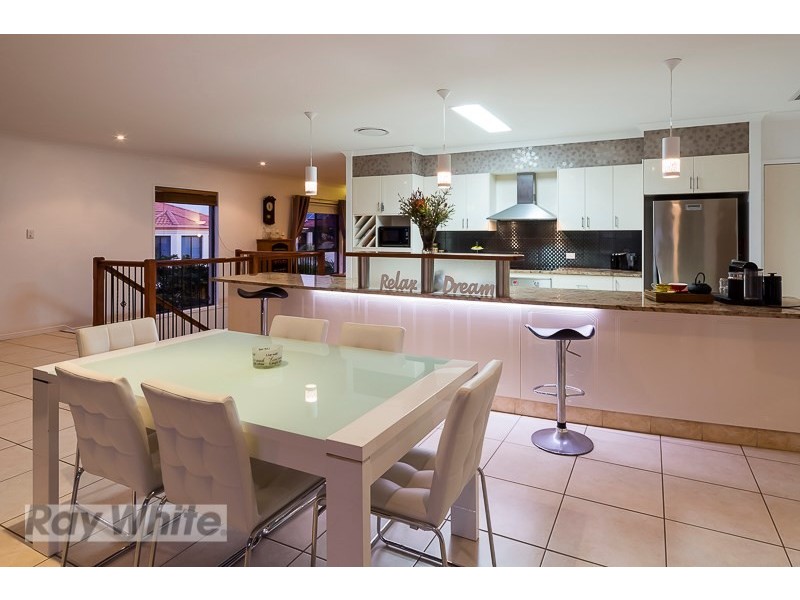 4 Wilohurst Drive, Redland Bay QLD 4165