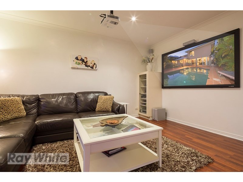 4 Wilohurst Drive, Redland Bay QLD 4165