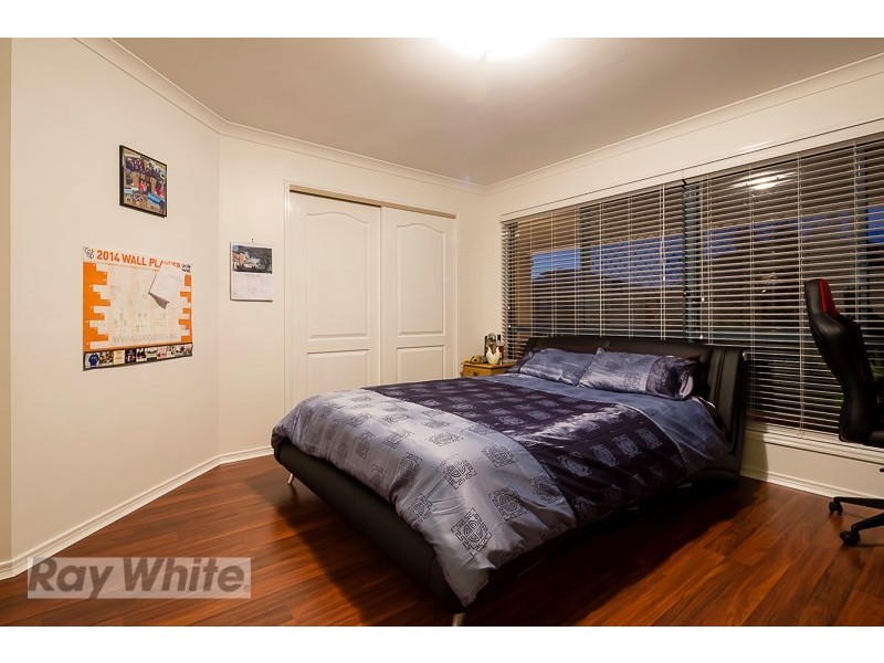 4 Wilohurst Drive, Redland Bay QLD 4165