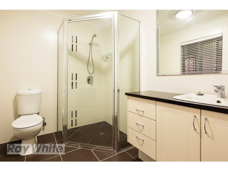 4 Wilohurst Drive, Redland Bay QLD 4165