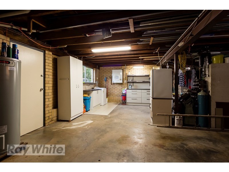 15 Morden Street, Birkdale QLD 4159