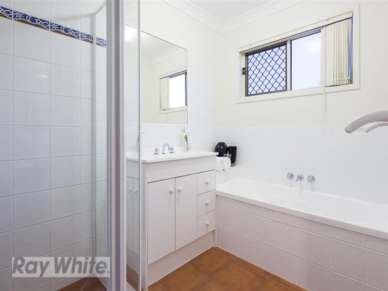 3 Creekside Circuit West, Victoria Point QLD 4165