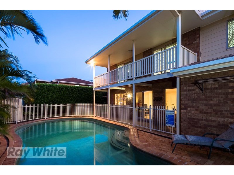 8 Canaipa Court, Victoria Point QLD 4165