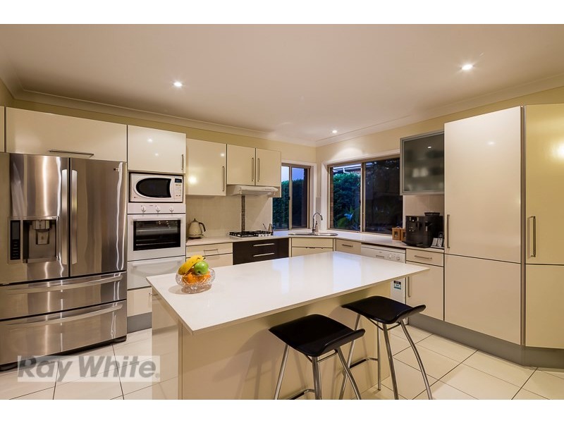 8 Canaipa Court, Victoria Point QLD 4165