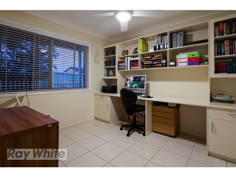 8 Canaipa Court, Victoria Point QLD 4165