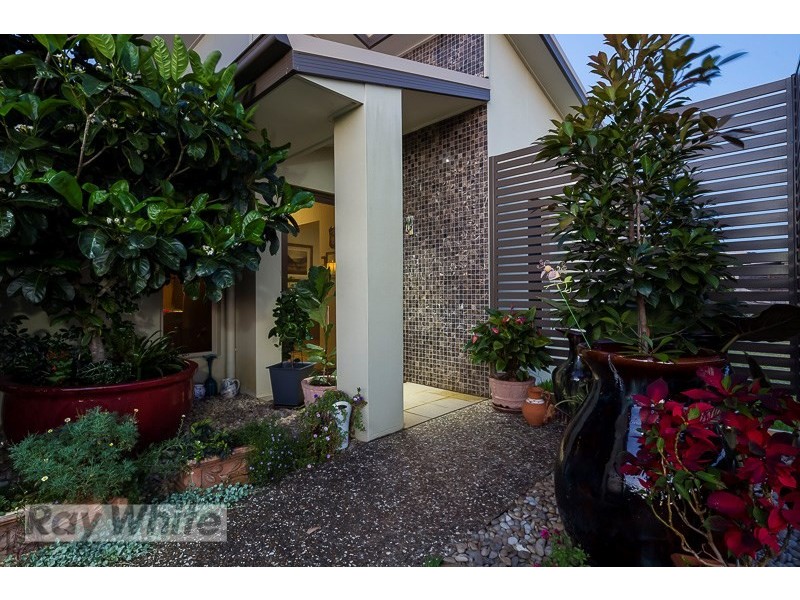 14 Daly Place, Redland Bay QLD 4165