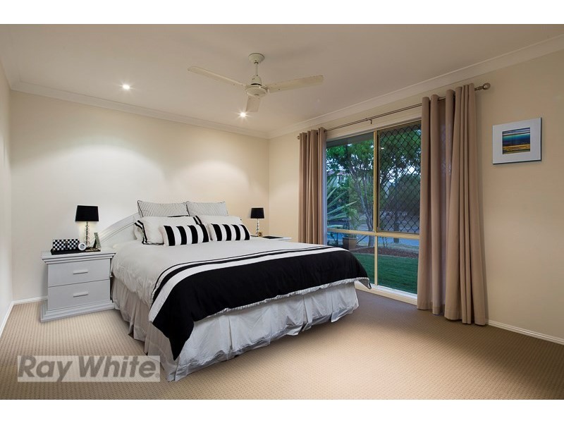 5 Crestlea Street, Victoria Point QLD 4165