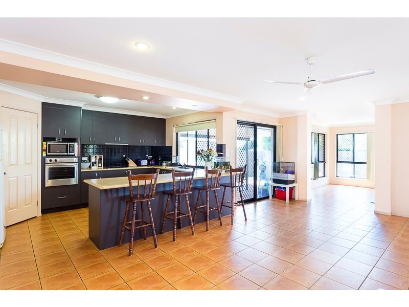 22 Kiernan Drive, Redland Bay QLD 4165