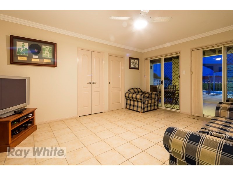 19 Penzance Drive, Redland Bay QLD 4165