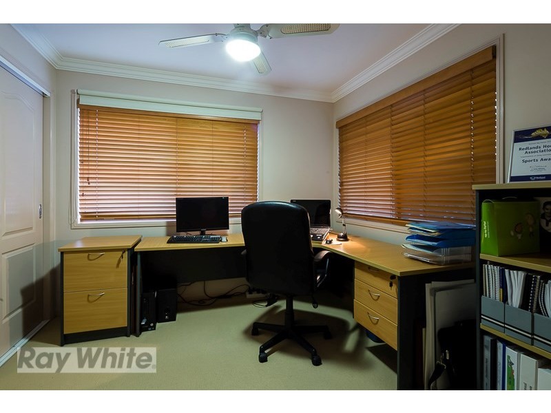 19 Penzance Drive, Redland Bay QLD 4165