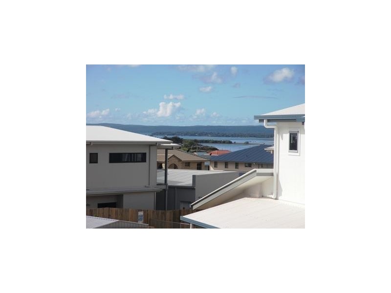 30 Highland Street, Redland Bay QLD 4165