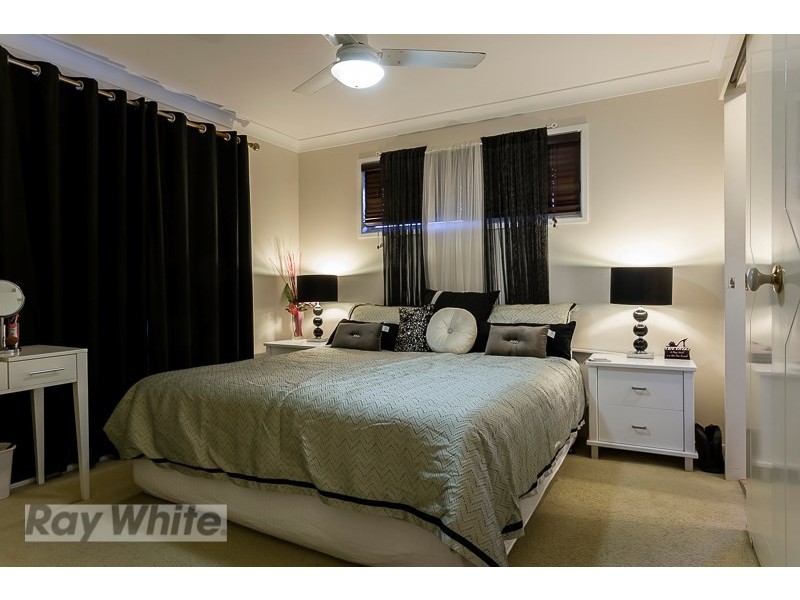 4 Achterberg Place, Victoria Point QLD 4165