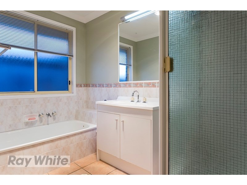 4 Achterberg Place, Victoria Point QLD 4165
