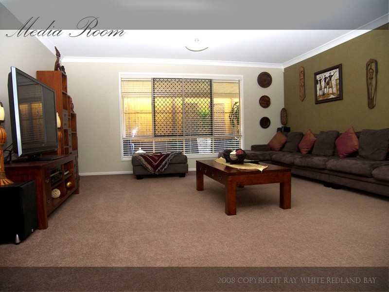 34 EBONY Crescent, Redland Bay QLD 4165