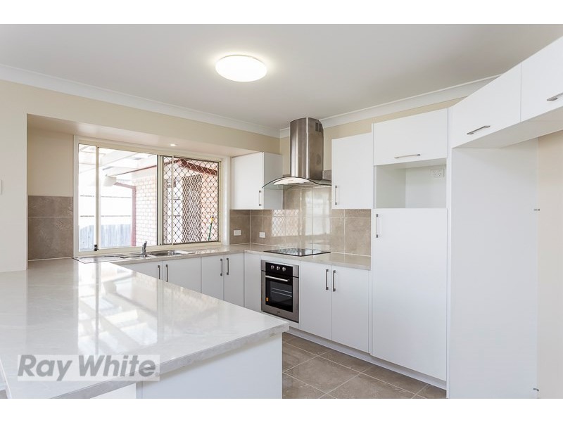 31 The Boulevard, Redland Bay QLD 4165