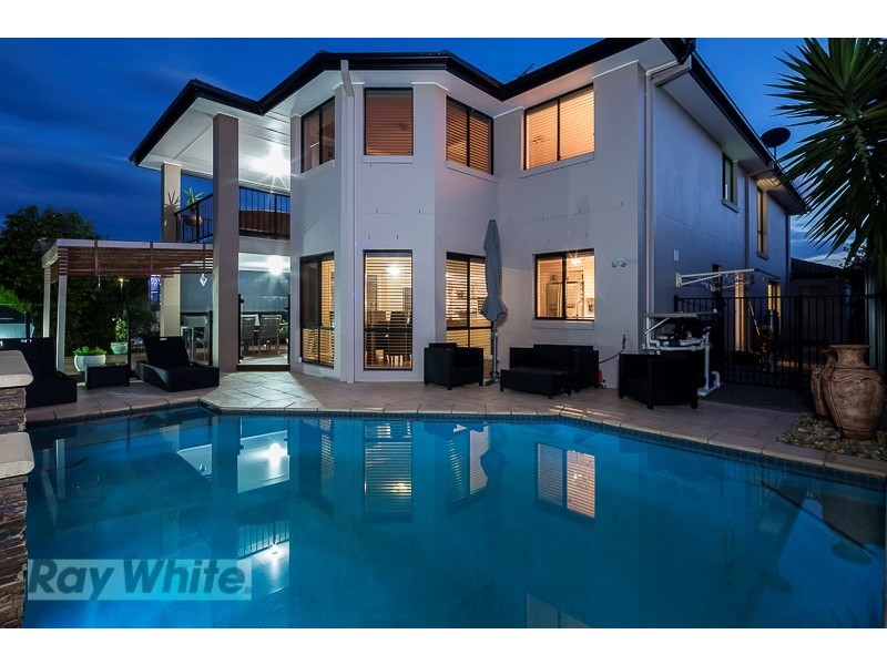 24 Penzance Drive, Redland Bay QLD 4165