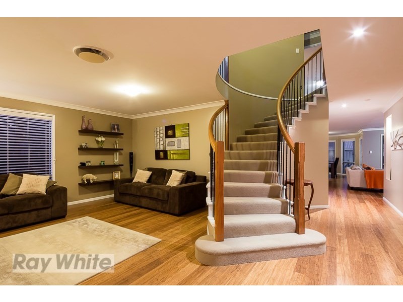 24 Penzance Drive, Redland Bay QLD 4165