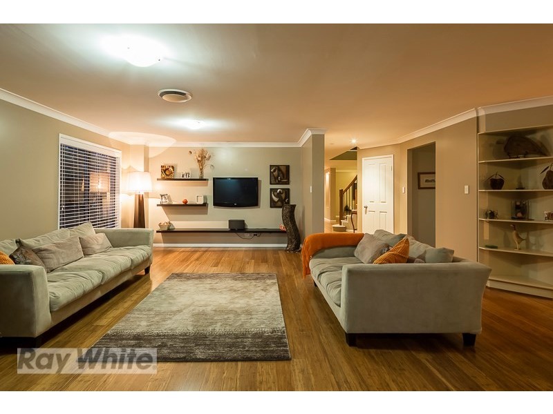 24 Penzance Drive, Redland Bay QLD 4165