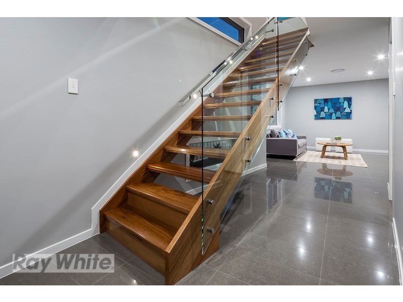 9a Wilson Esplanade, Victoria Point QLD 4165