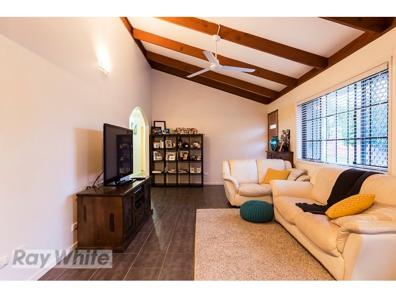 147 Dart Street, Redland Bay QLD 4165