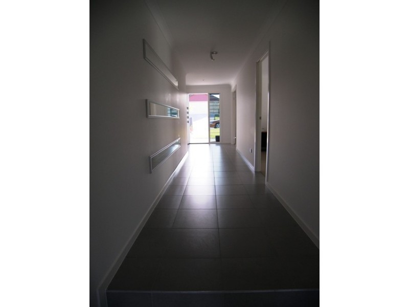 46 Ebony Crescent, Redland Bay QLD 4165