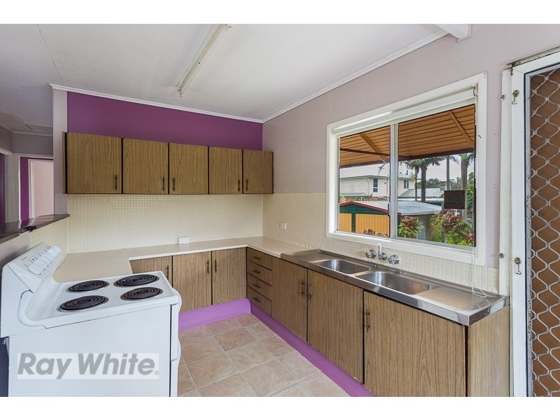 94 Oakland Avenue, Redland Bay QLD 4165