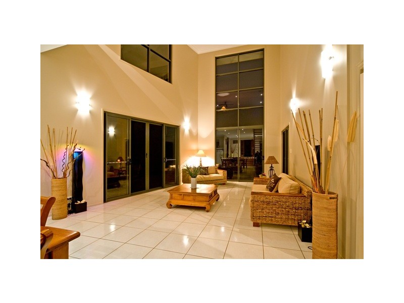 20 Hayman Street, Redland Bay QLD 4165