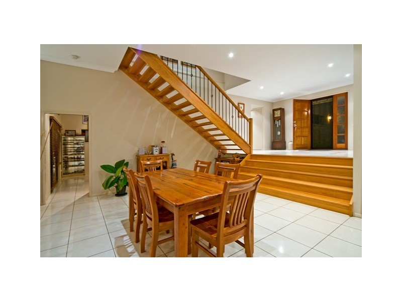 20 Hayman Street, Redland Bay QLD 4165