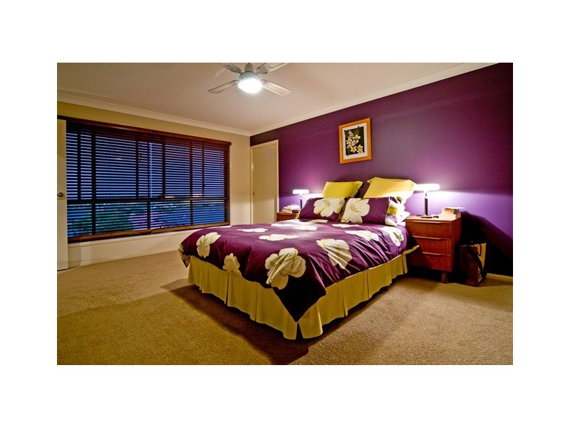 20 Hayman Street, Redland Bay QLD 4165