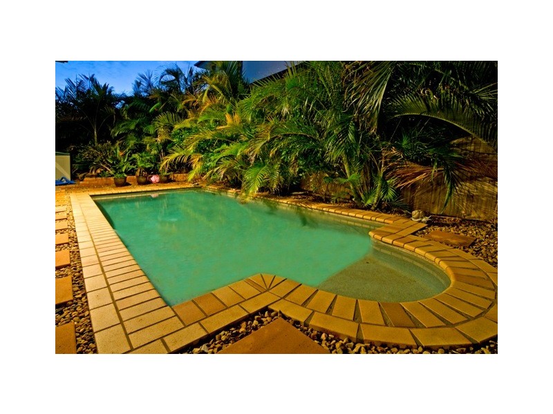 20 Hayman Street, Redland Bay QLD 4165