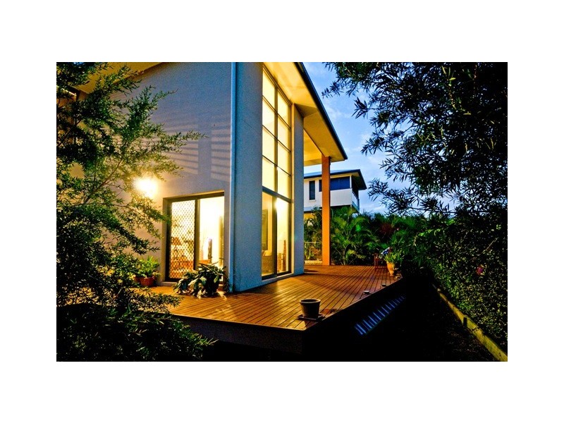 20 Hayman Street, Redland Bay QLD 4165