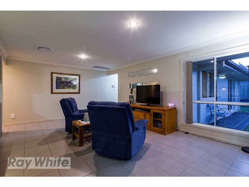 59 Aquila Street, Redland Bay QLD 4165