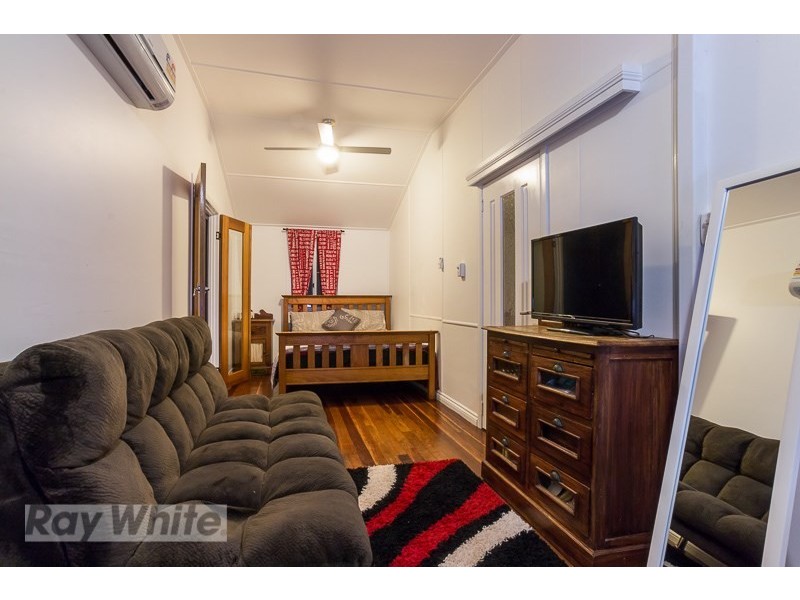 41 Pitt Street, Redland Bay QLD 4165