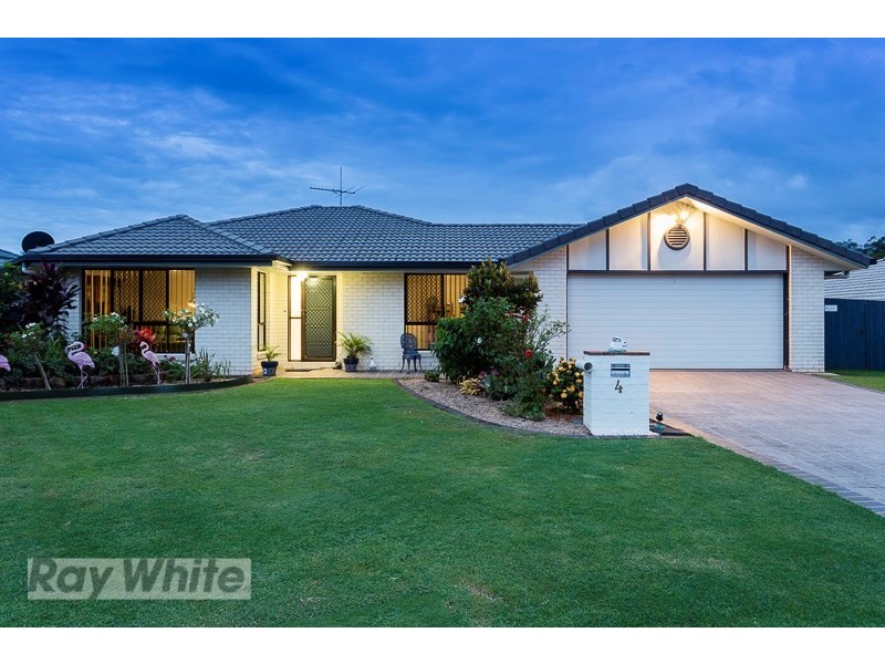 4 Dory Close, Redland Bay QLD 4165