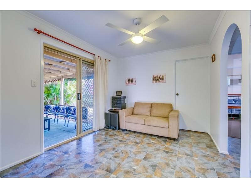 26 Sunshine Drive, Cleveland QLD 4163