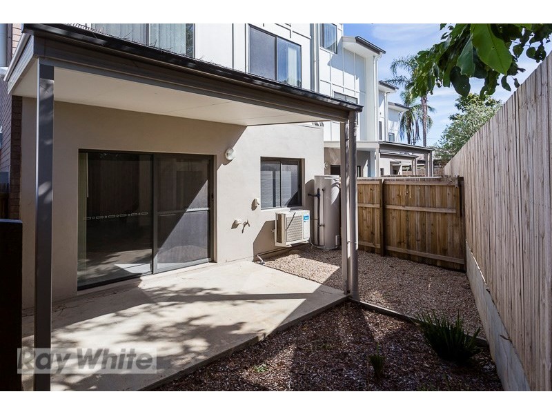 U2 U5 and U9 Michelle Court, Cleveland QLD 4163