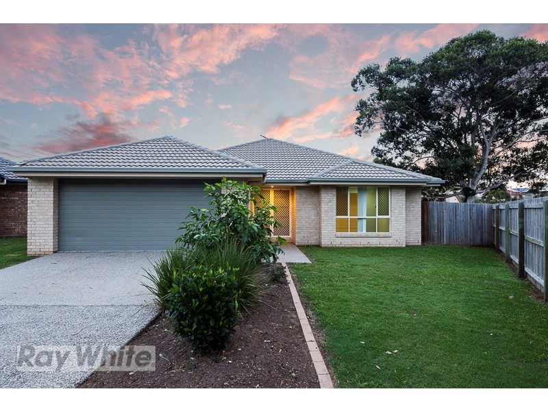 3 Bream Place, Redland Bay QLD 4165