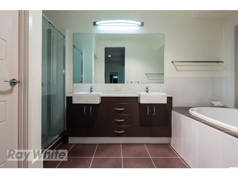 41 Denham Boulevard, Redland Bay QLD 4165