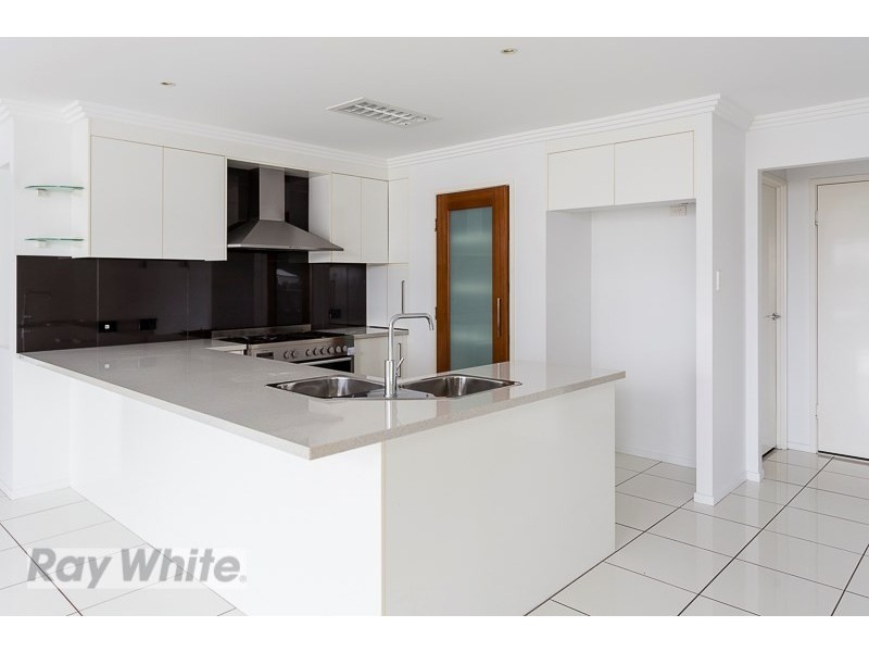 47 Emperor Drive, Redland Bay QLD 4165