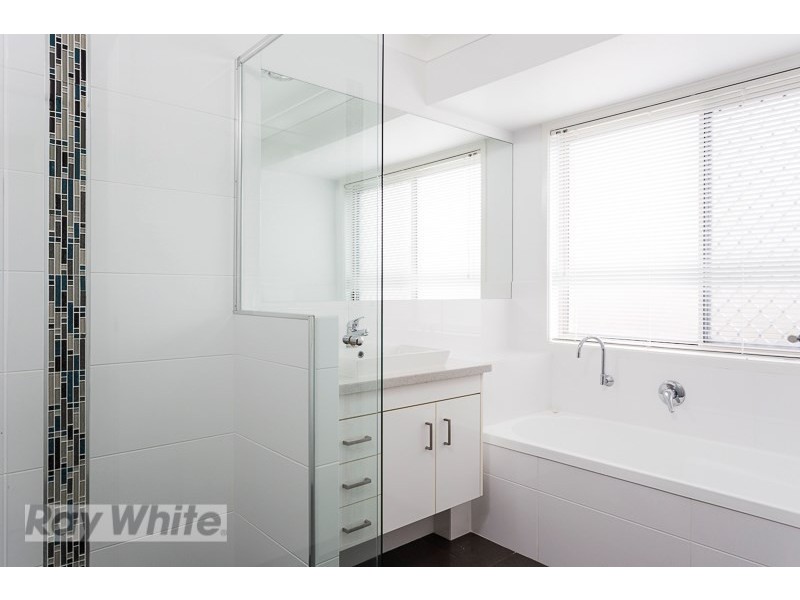 47 Emperor Drive, Redland Bay QLD 4165