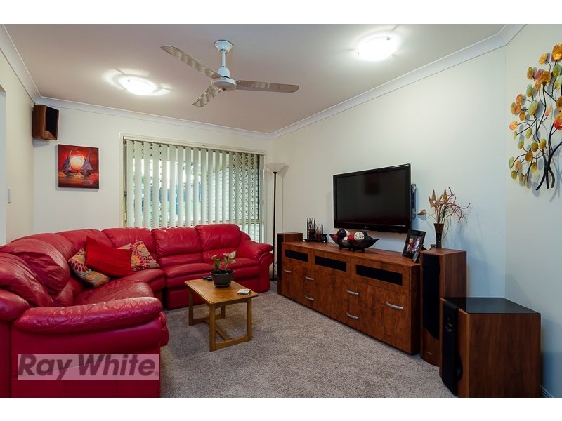 3 Anchor Place, Redland Bay QLD 4165