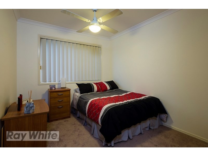 3 Anchor Place, Redland Bay QLD 4165