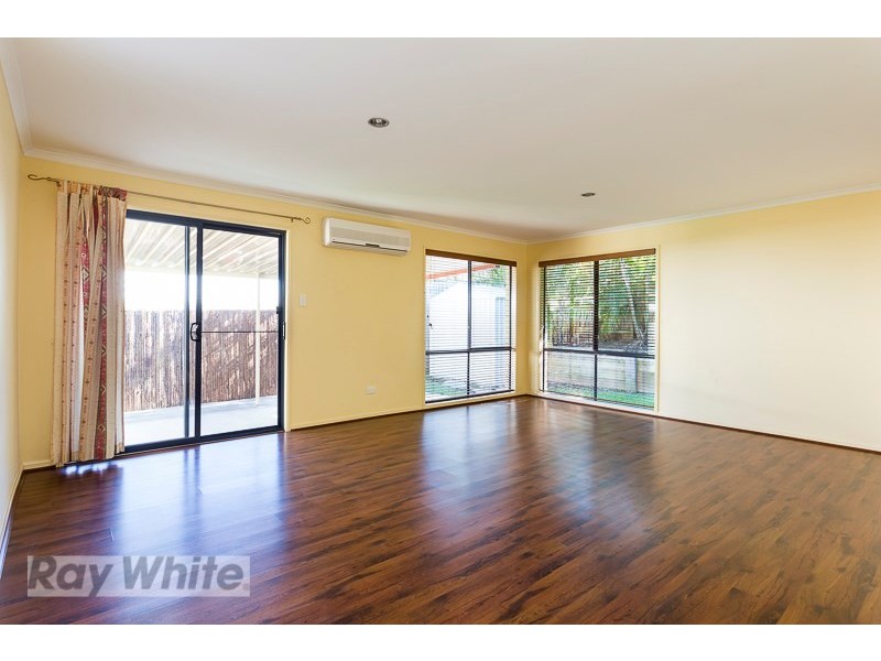 4 Coolum Court, Redland Bay QLD 4165