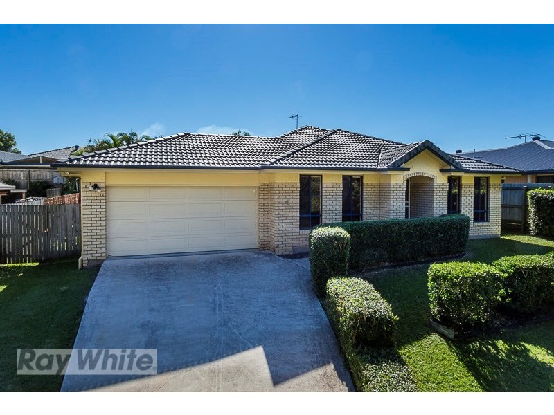 4 Coolum Court, Redland Bay QLD 4165