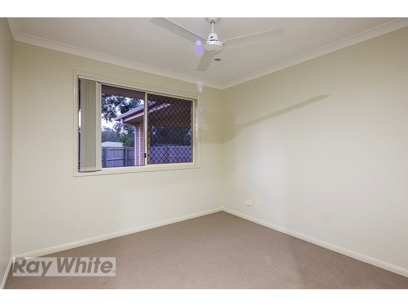 3 Bream Place, Redland Bay QLD 4165