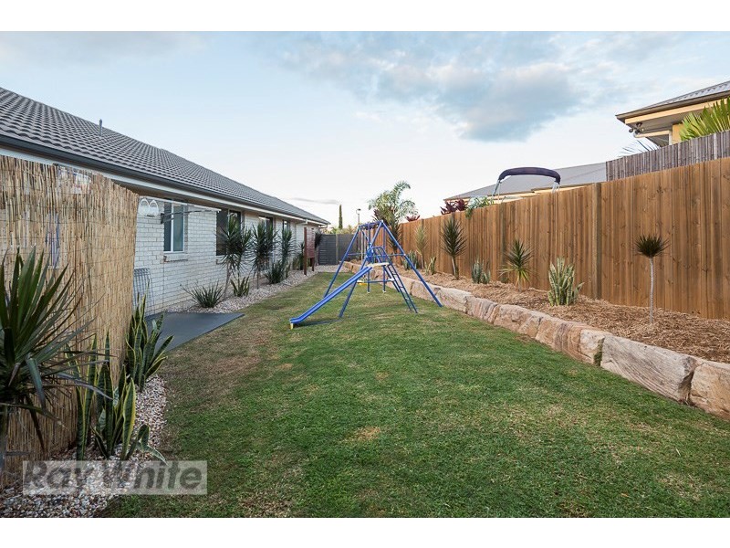 26 Balsam Street, Redland Bay QLD 4165