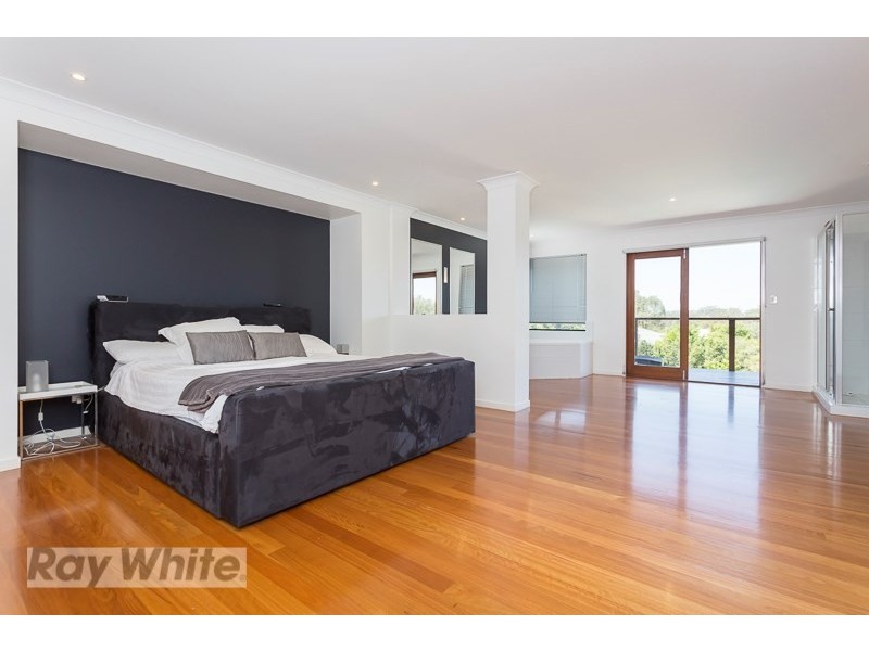 5 Larkspur Street, Redland Bay QLD 4165